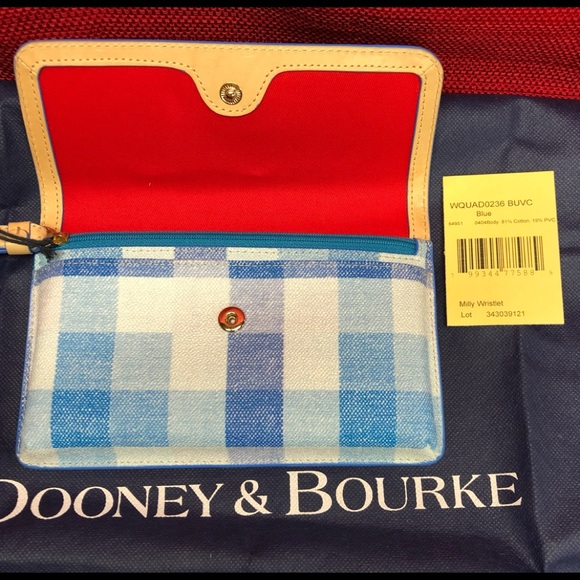 Dooney & Bourke Milly wristlet Quadretto check - Picture 2 of 5